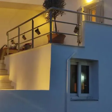 Plane Tree House Villa
