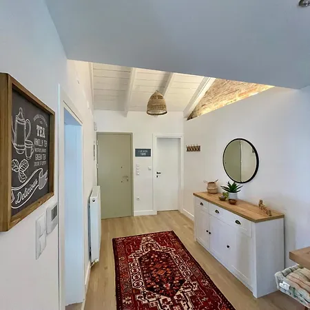 Plane Tree House Villa Proti