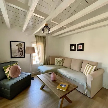 וילה Plane Tree House Proti
