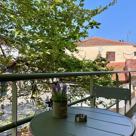 Villa Plane Tree House *